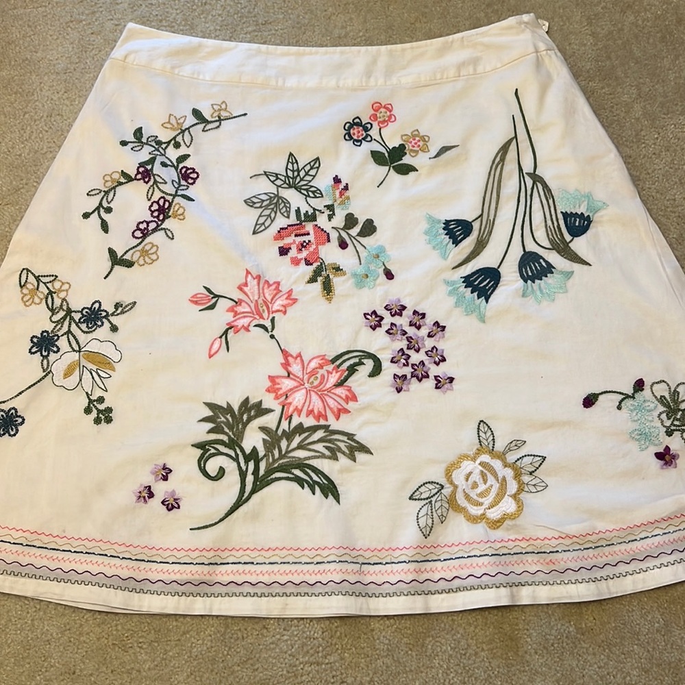 Talbots Cream Embroidered A-Line Skirt 16P EUC